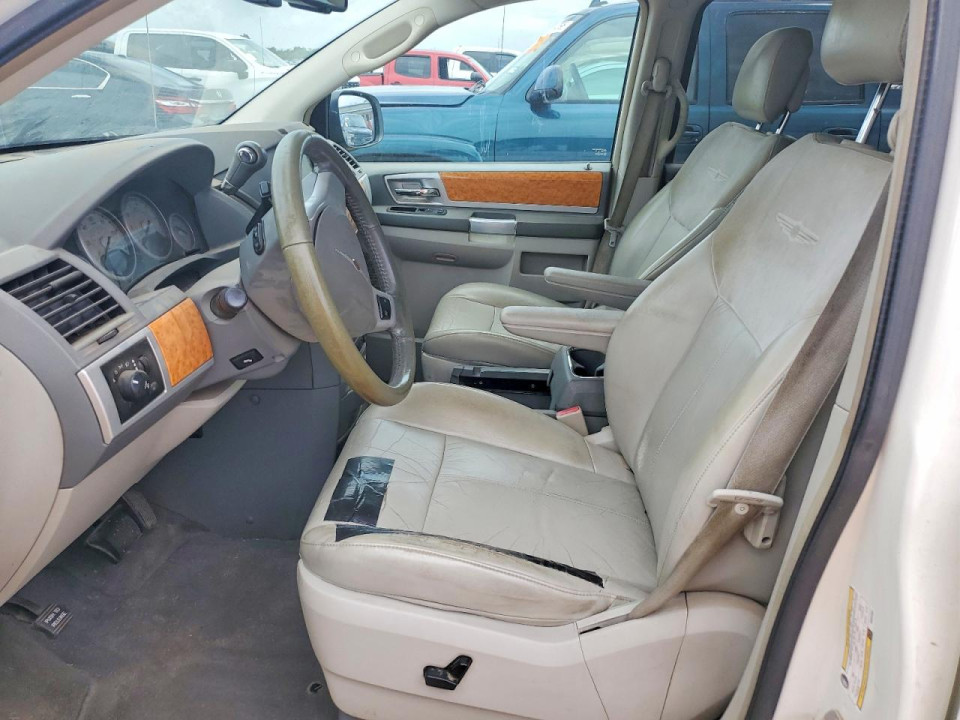 Chrysler MINIVAN 2010 — Copart