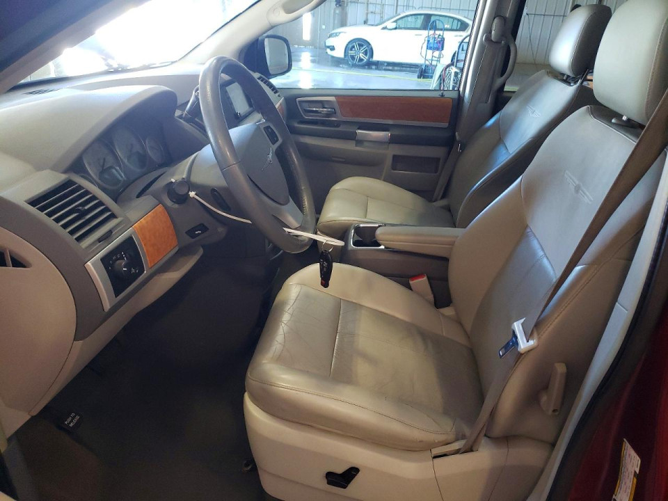 Chrysler MINIVAN 2010 — Copart