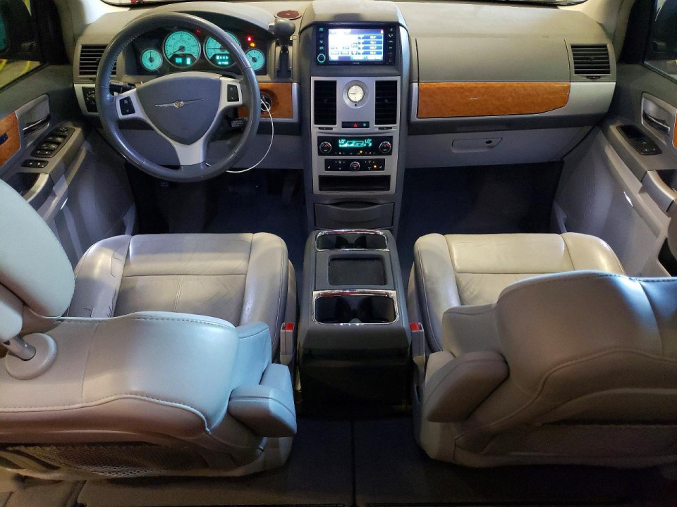 Chrysler MINIVAN 2010 — Copart