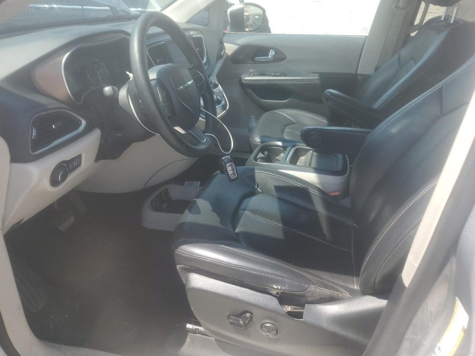 Chrysler MINIVAN 2020 — Copart