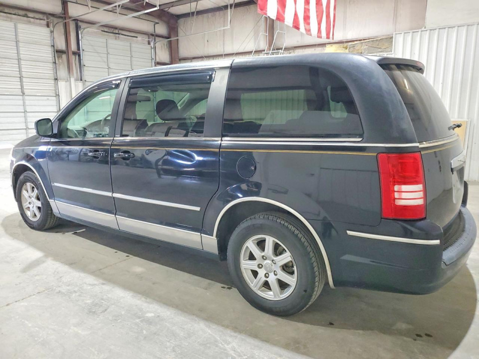 Chrysler MINIVAN 2010 — Copart