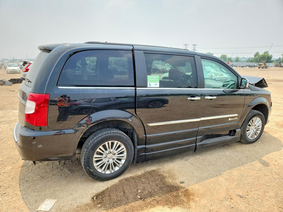 Chrysler MINIVAN 2015 — Copart