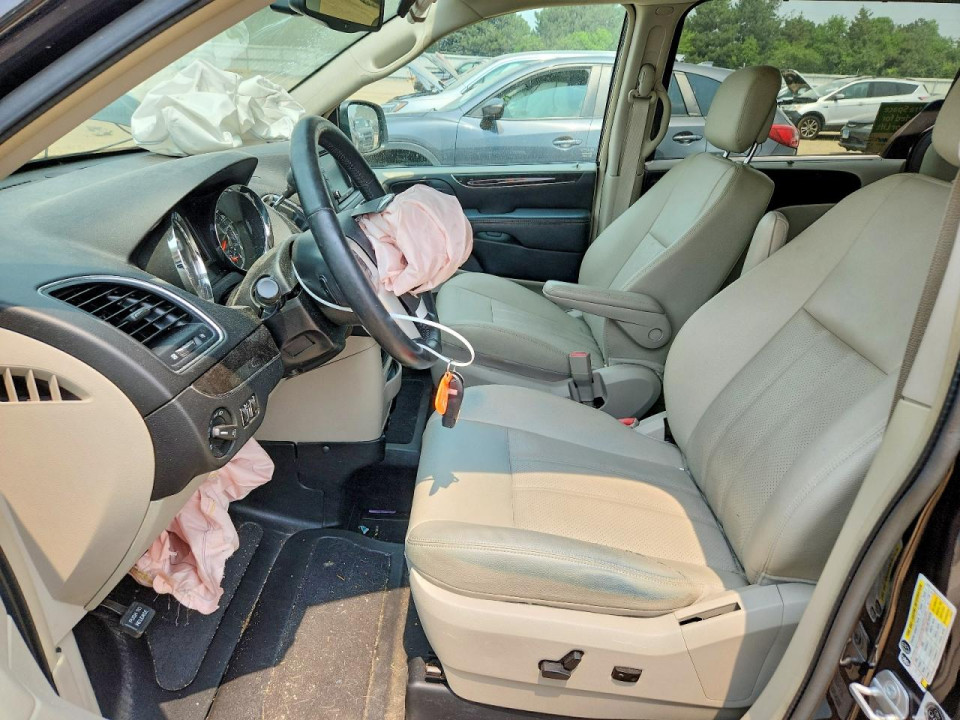 Chrysler MINIVAN 2015 — Copart