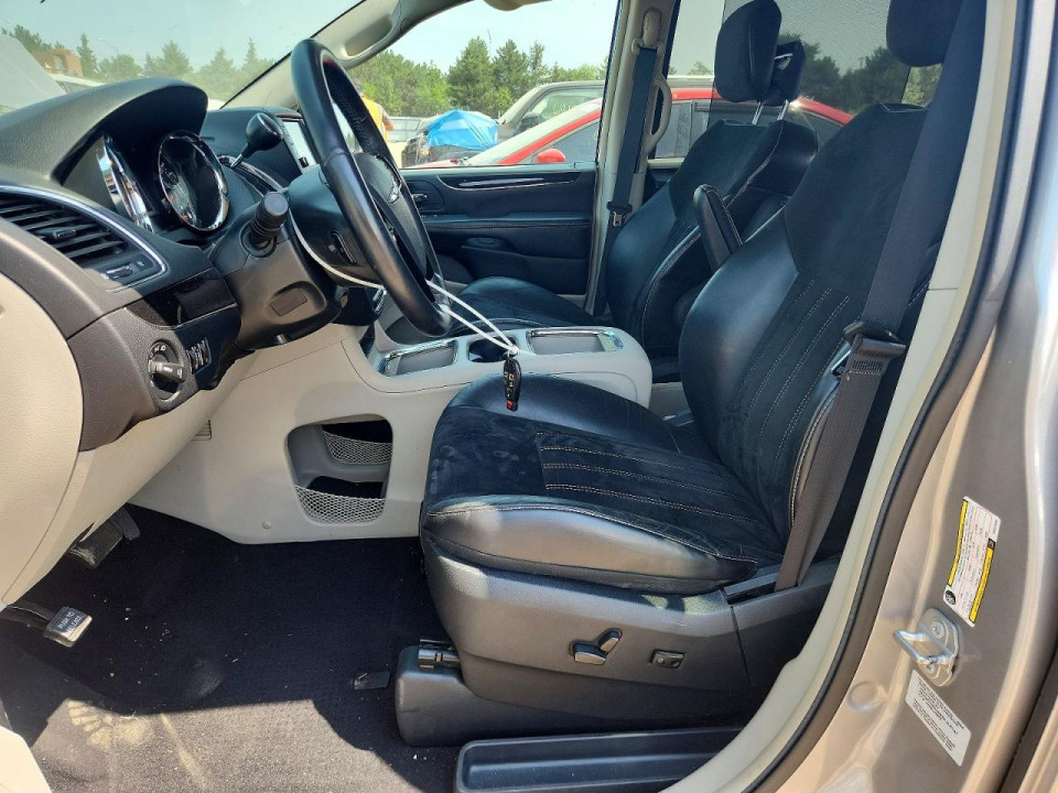 Chrysler MINIVAN 2016 — Copart