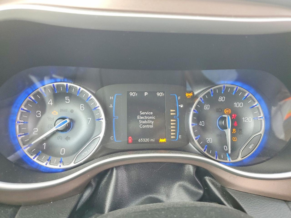 Chrysler MINIVAN 2023 — Copart