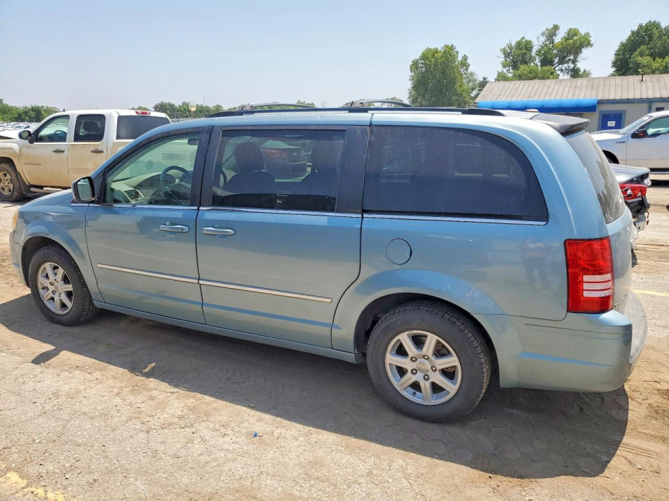 Chrysler MINIVAN 2010 — Copart