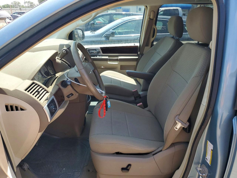 Chrysler MINIVAN 2010 — Copart