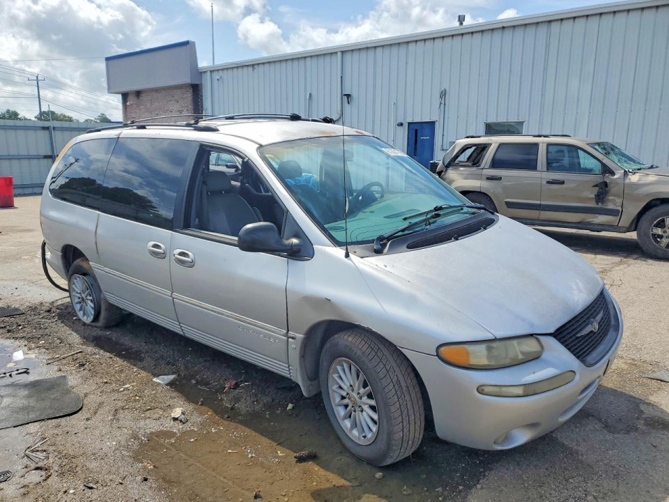 Chrysler MINIVAN 2000 — Copart