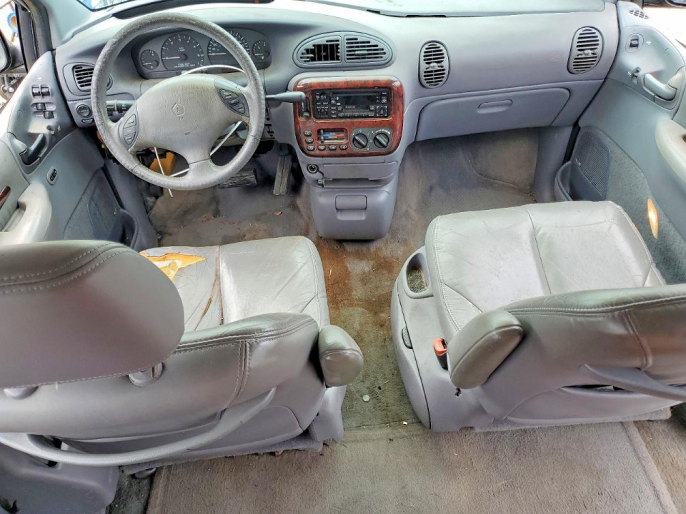 Chrysler MINIVAN 2000 — Copart