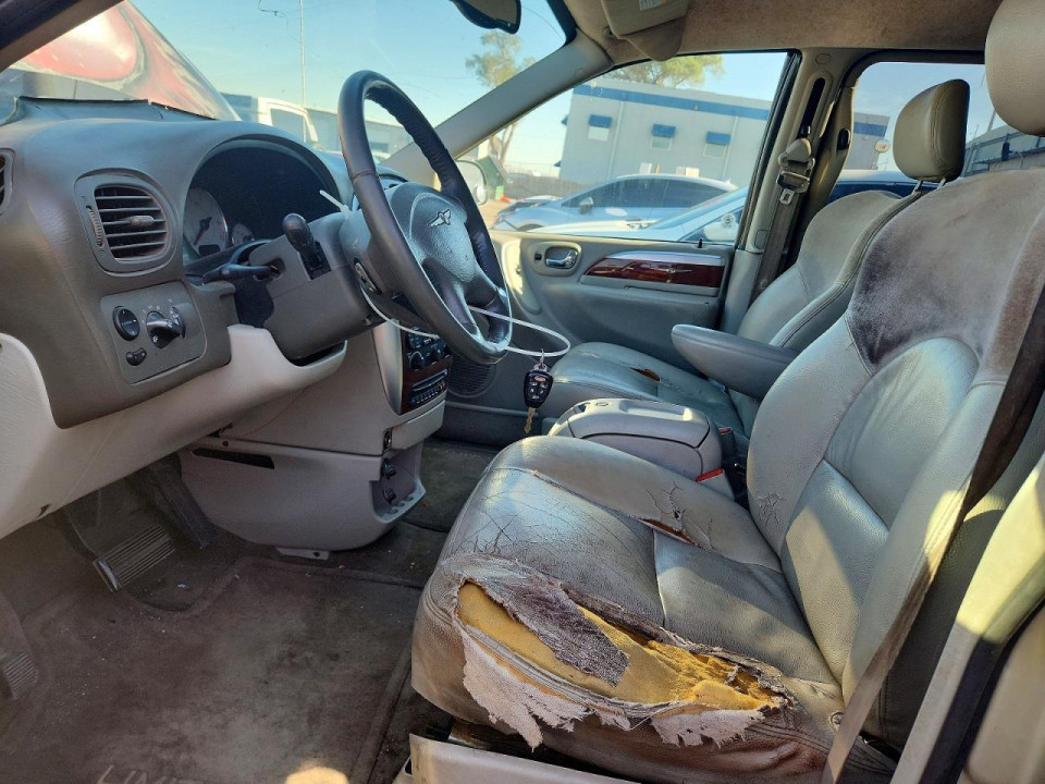 Chrysler MINIVAN 2005 — Copart