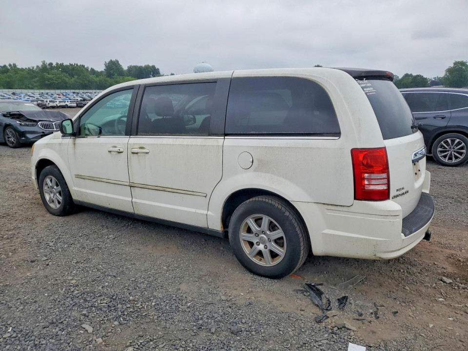 Chrysler MINIVAN 2010 — Copart