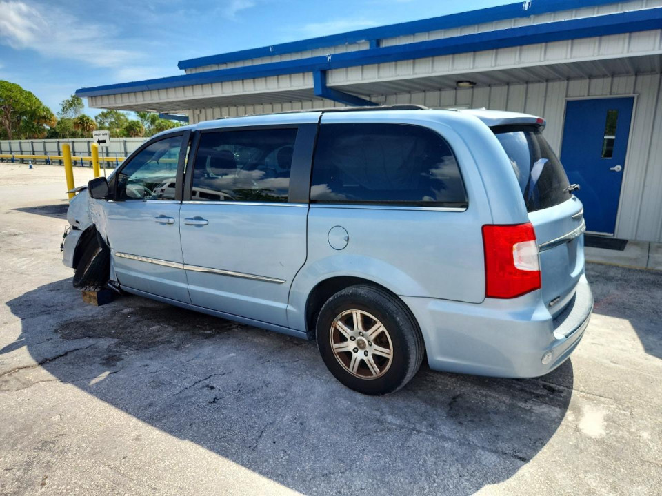 Chrysler MINIVAN 2012 — Copart