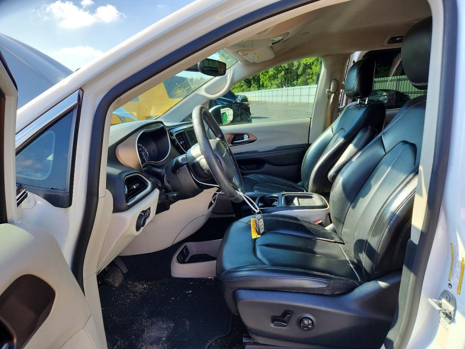 Chrysler MINIVAN 2020 — Copart