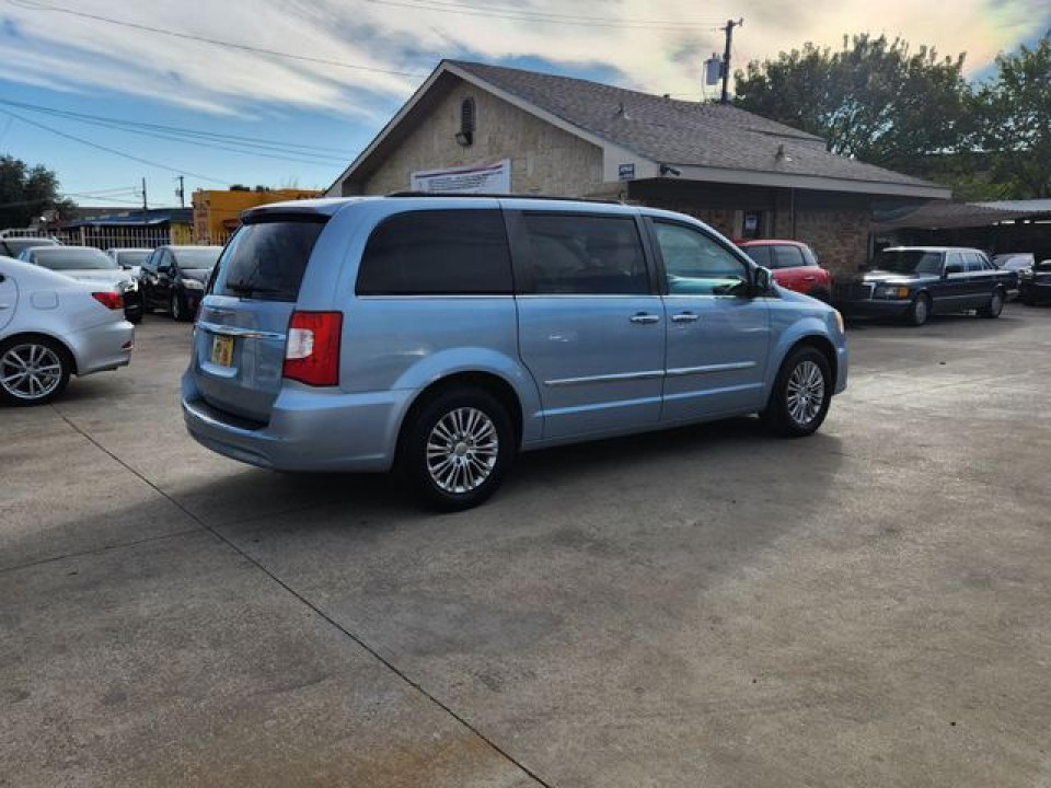 Chrysler MINIVAN 2013 — Copart