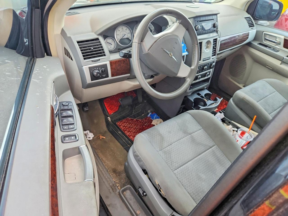 Chrysler MINIVAN 2010 — Copart