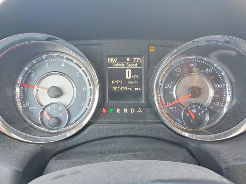 Chrysler MINIVAN 2011 — Copart