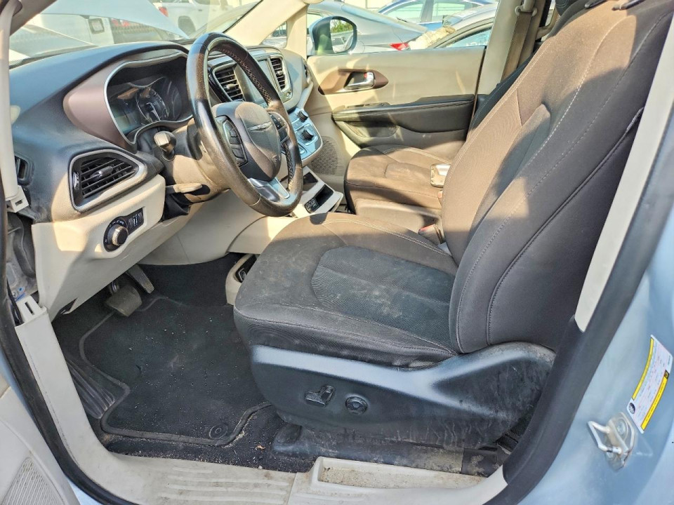 Chrysler MINIVAN 2023 — Copart