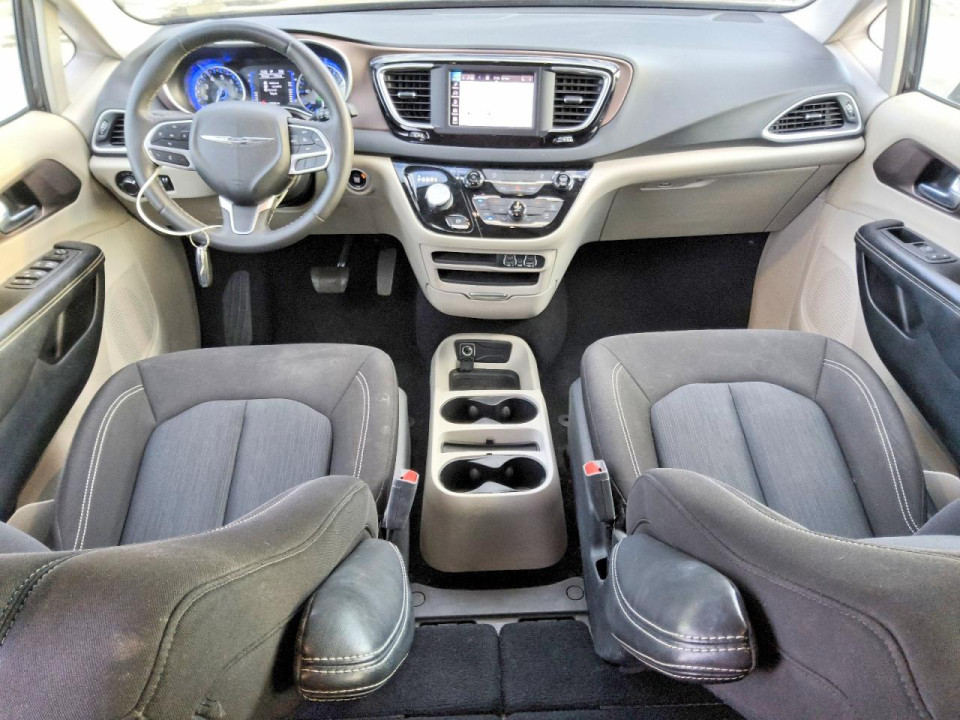 Chrysler MINIVAN 2023 — Copart