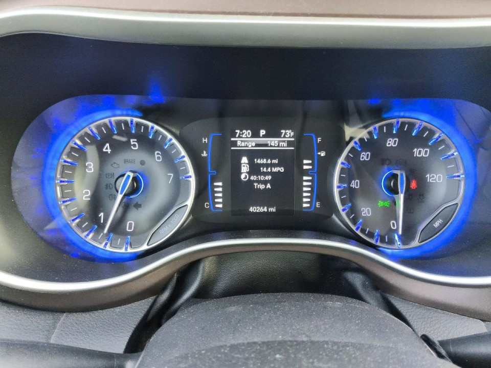 Chrysler MINIVAN 2023 — Copart