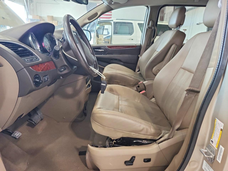 Chrysler MINIVAN 2013 — Copart