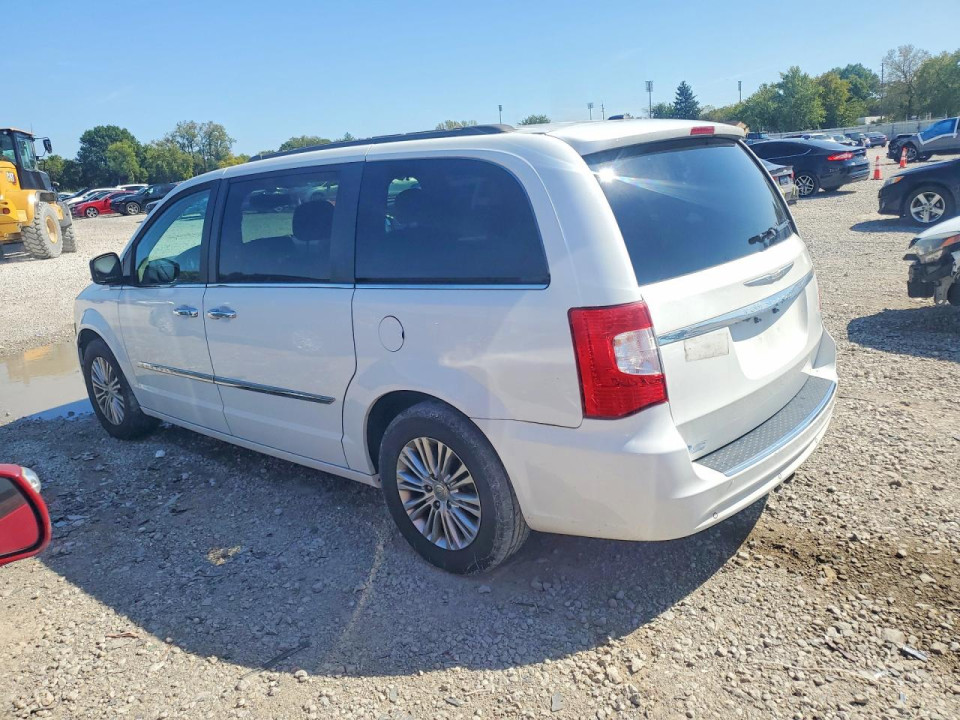 Chrysler MINIVAN 2015 — Copart