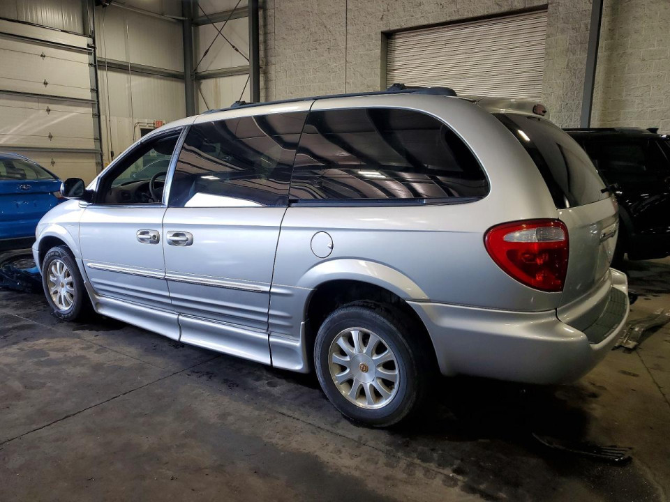 Chrysler MINIVAN 2002 — Copart