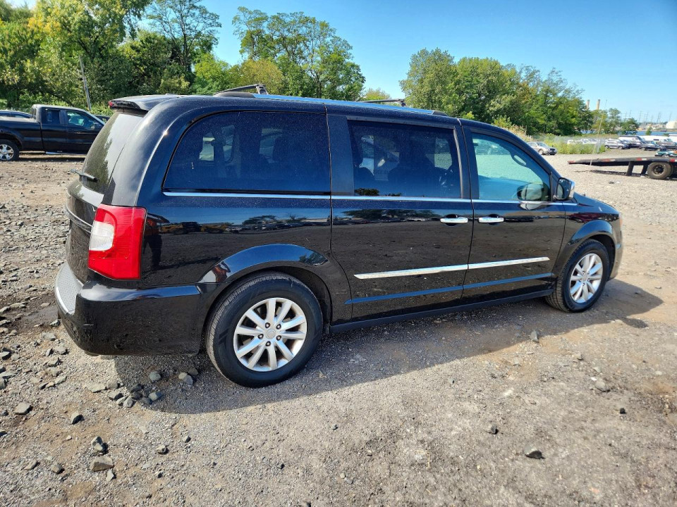Chrysler MINIVAN 2015 — Copart