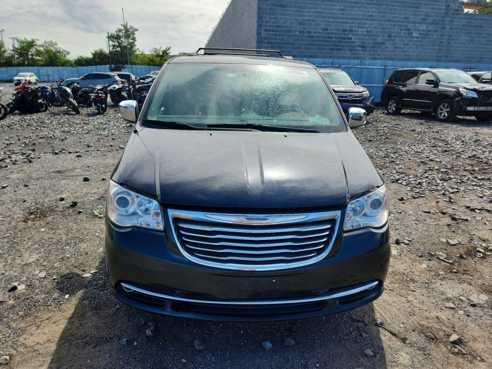 Chrysler MINIVAN 2015 — Copart