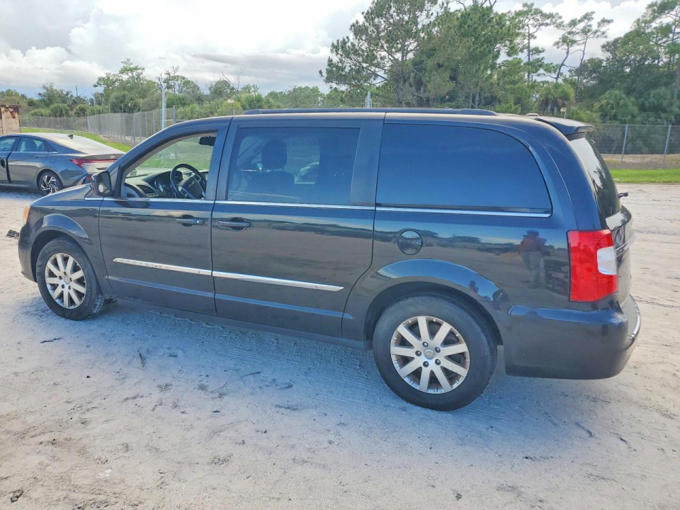 Chrysler MINIVAN 2016 — Copart