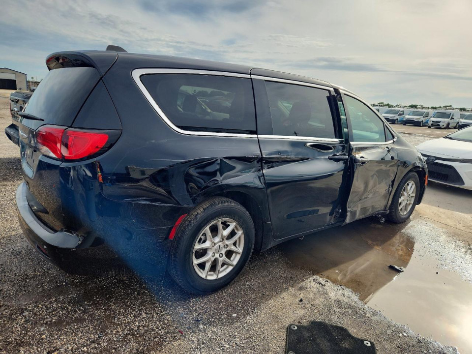 Chrysler MINIVAN 2024 — Copart