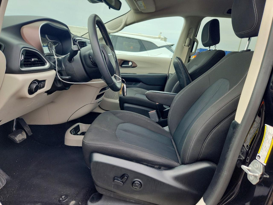 Chrysler MINIVAN 2024 — Copart