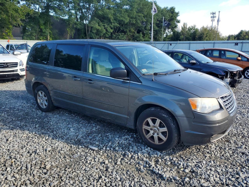 Chrysler MINIVAN 2010 — Copart