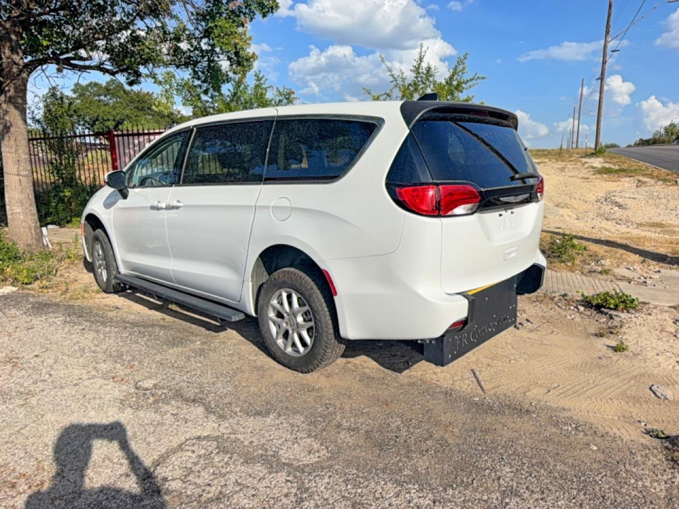 Chrysler MINIVAN 2022 — Copart