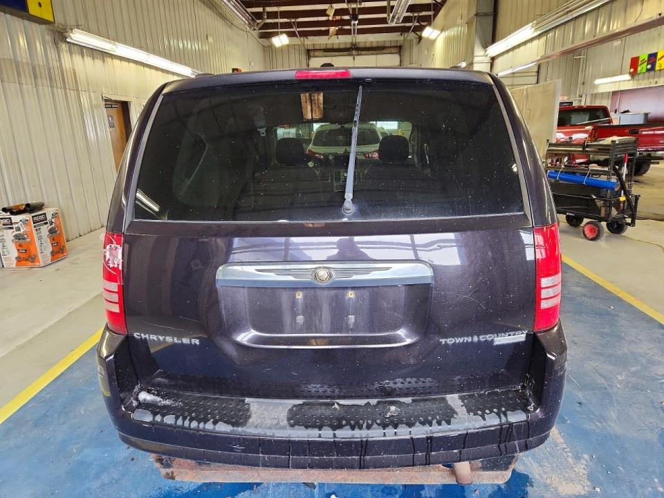 Chrysler MINIVAN 2010 — Copart