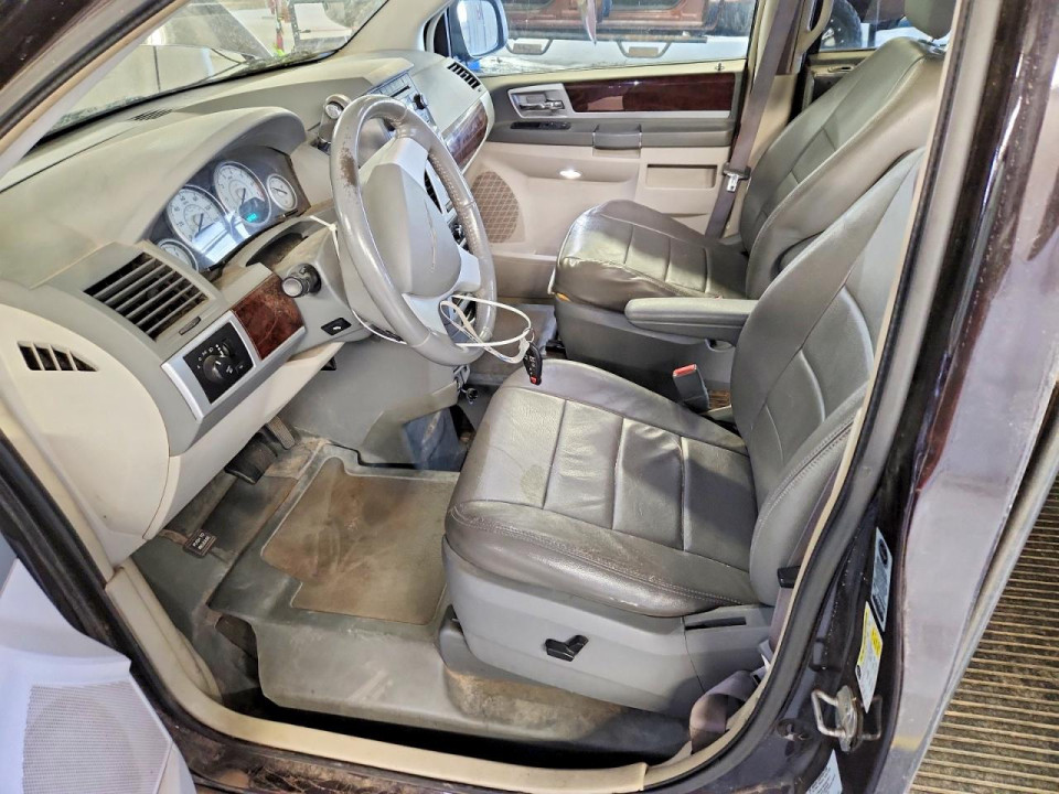 Chrysler MINIVAN 2010 — Copart