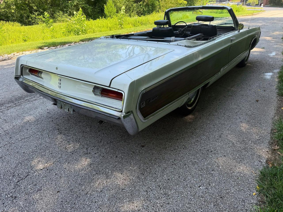Chrysler NEWPORT CONVERTIBLE 1968 — Copart