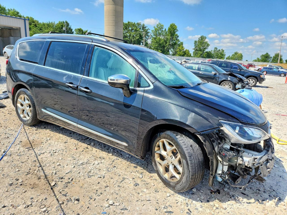 Chrysler PACIFICA LIMITED 2017 — Copart