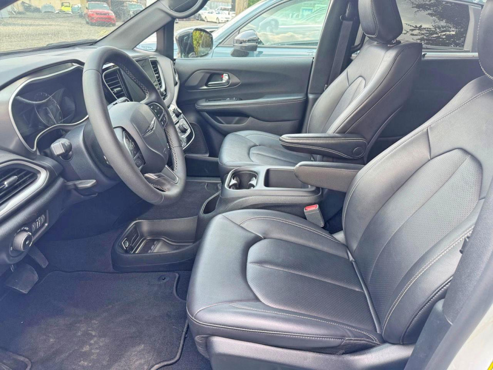 Chrysler PACIFICA SELECT 2025 — Copart