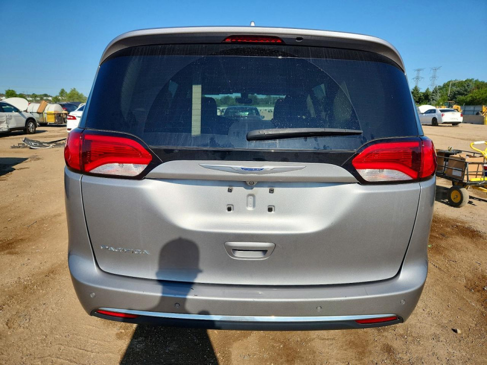 Chrysler PACIFICA TOURING L PLUS 2018 — Copart