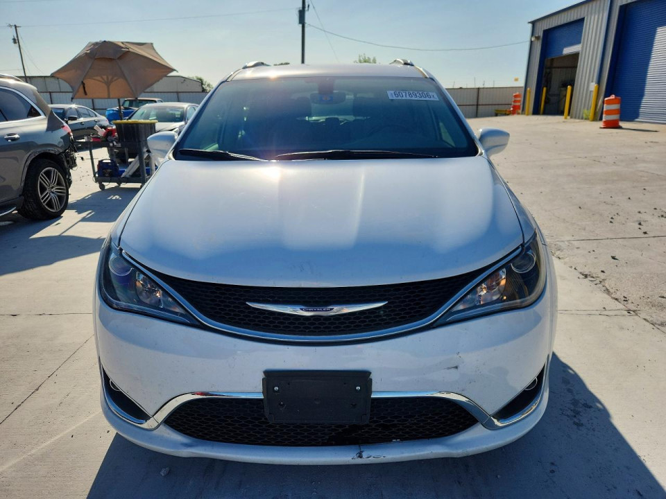 Chrysler PACIFICA TOURING L 2019 — Copart