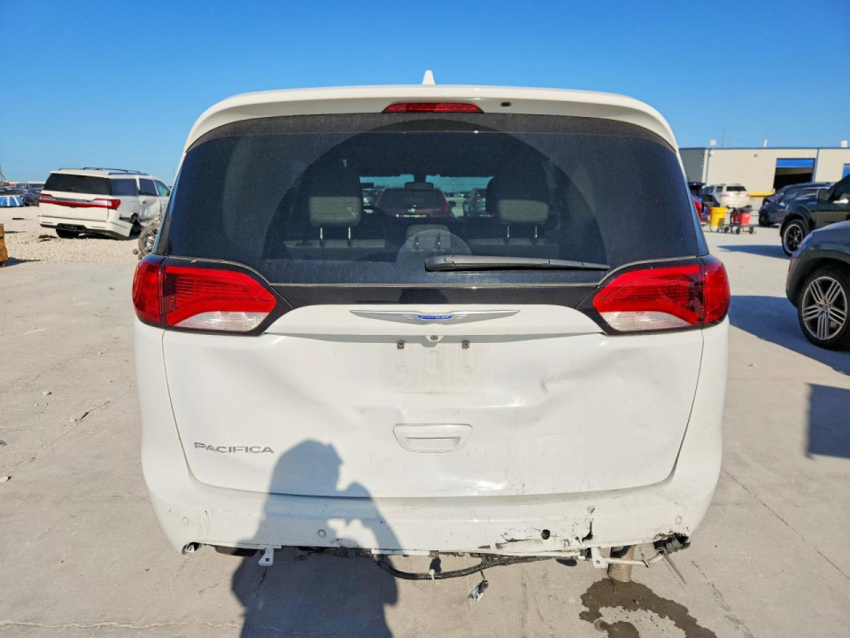 Chrysler PACIFICA TOURING L 2019 — Copart