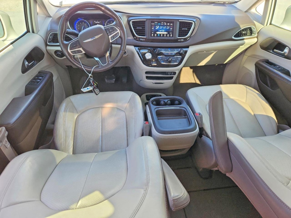 Chrysler PACIFICA TOURING L 2019 — Copart