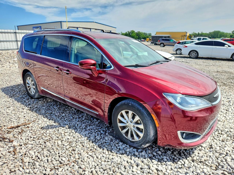 Chrysler PACIFICA 2018 — Copart