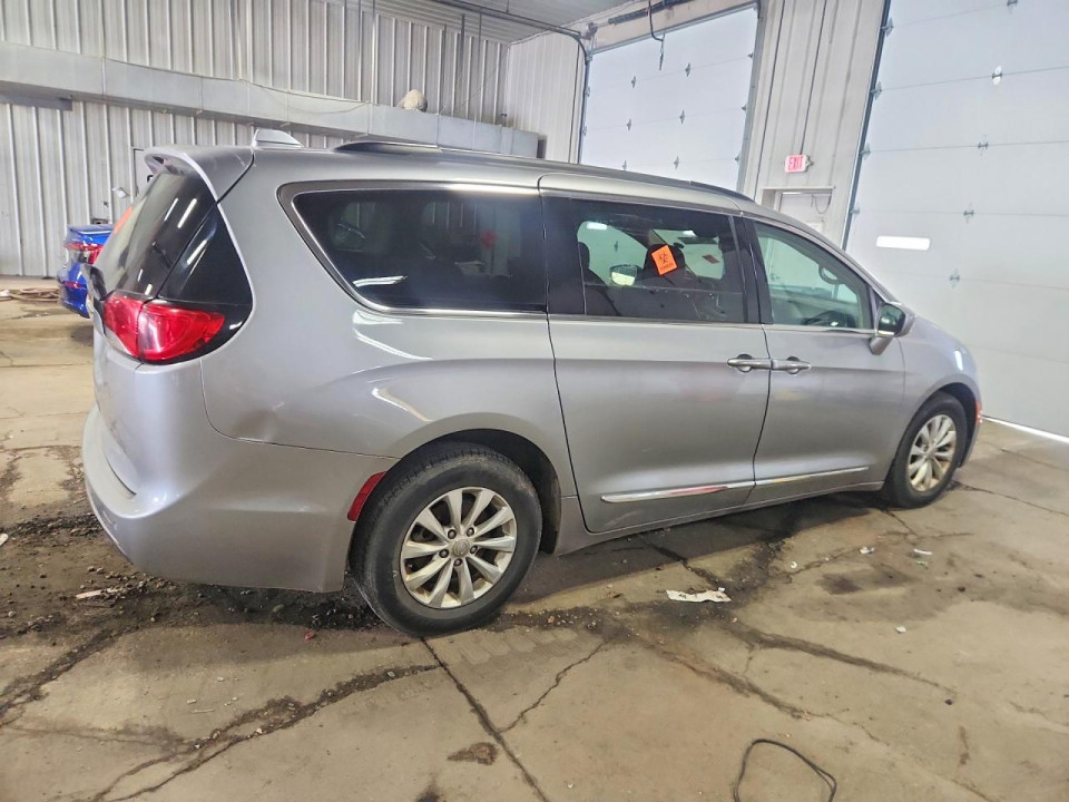 Chrysler PACIFICA 2017 — Copart