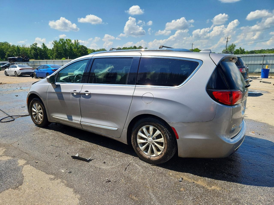 Chrysler PACIFICA 2018 — Copart