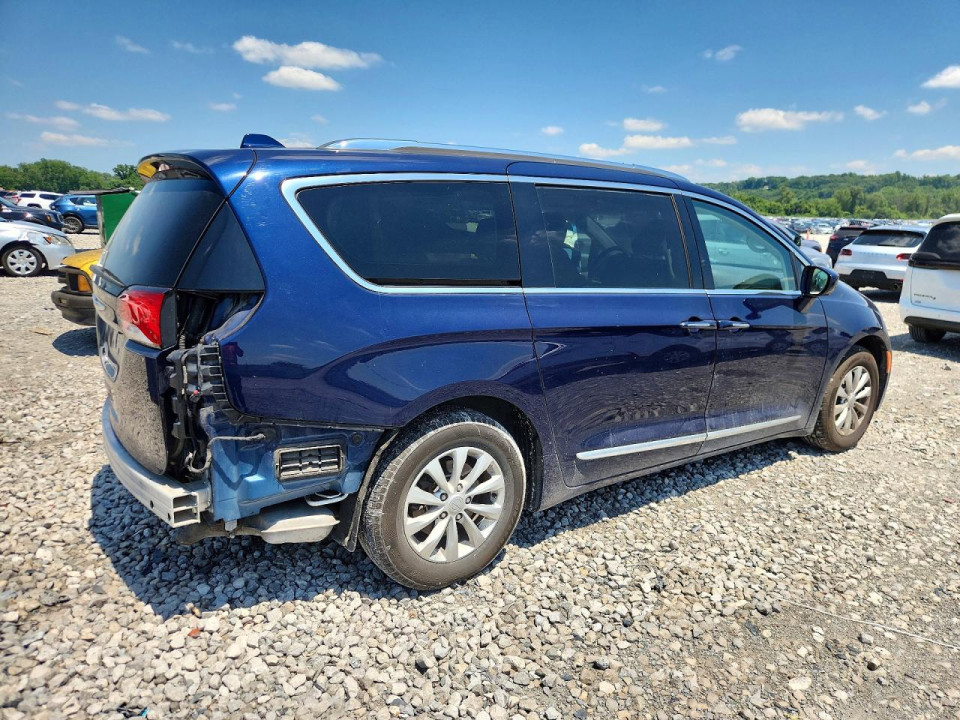 Chrysler PACIFICA 2018 — Copart