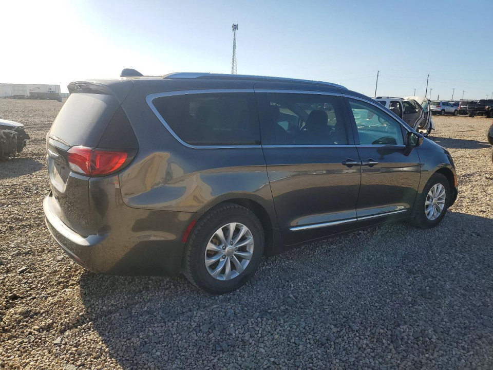 Chrysler PACIFICA 2018 — Copart