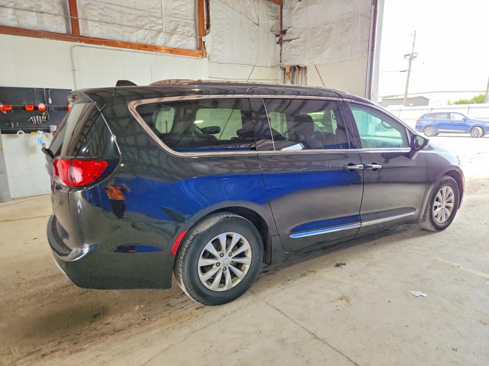 Chrysler PACIFICA 2019 — Copart