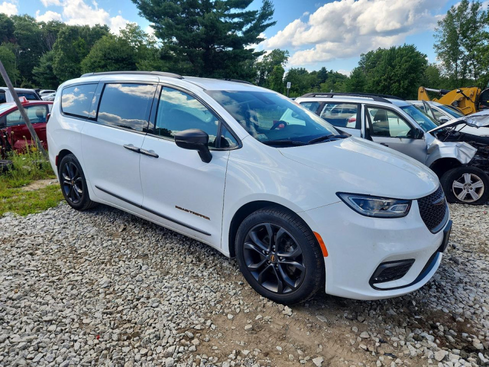 Chrysler PACIFICA 2024 — Copart