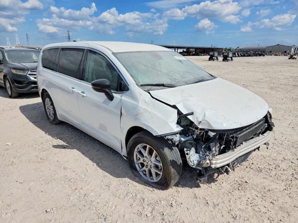 Chrysler PACIFICA 2024 — Copart